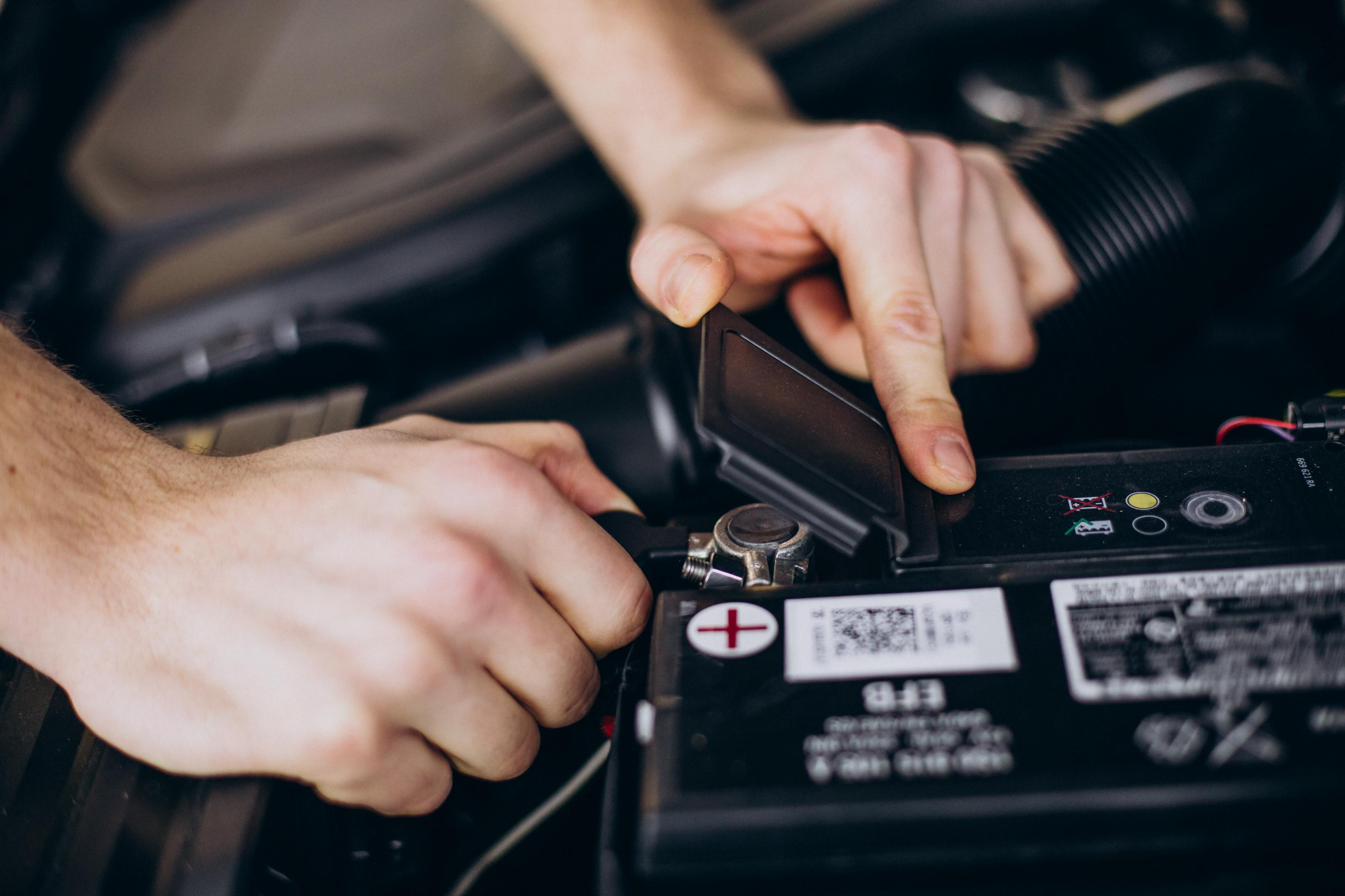 Battery Jump Start / Replacement - KAJ Mobile Tyre Fitting